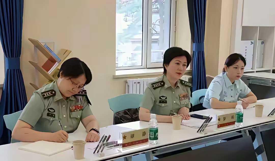 这是军队多大级别的领导啊？