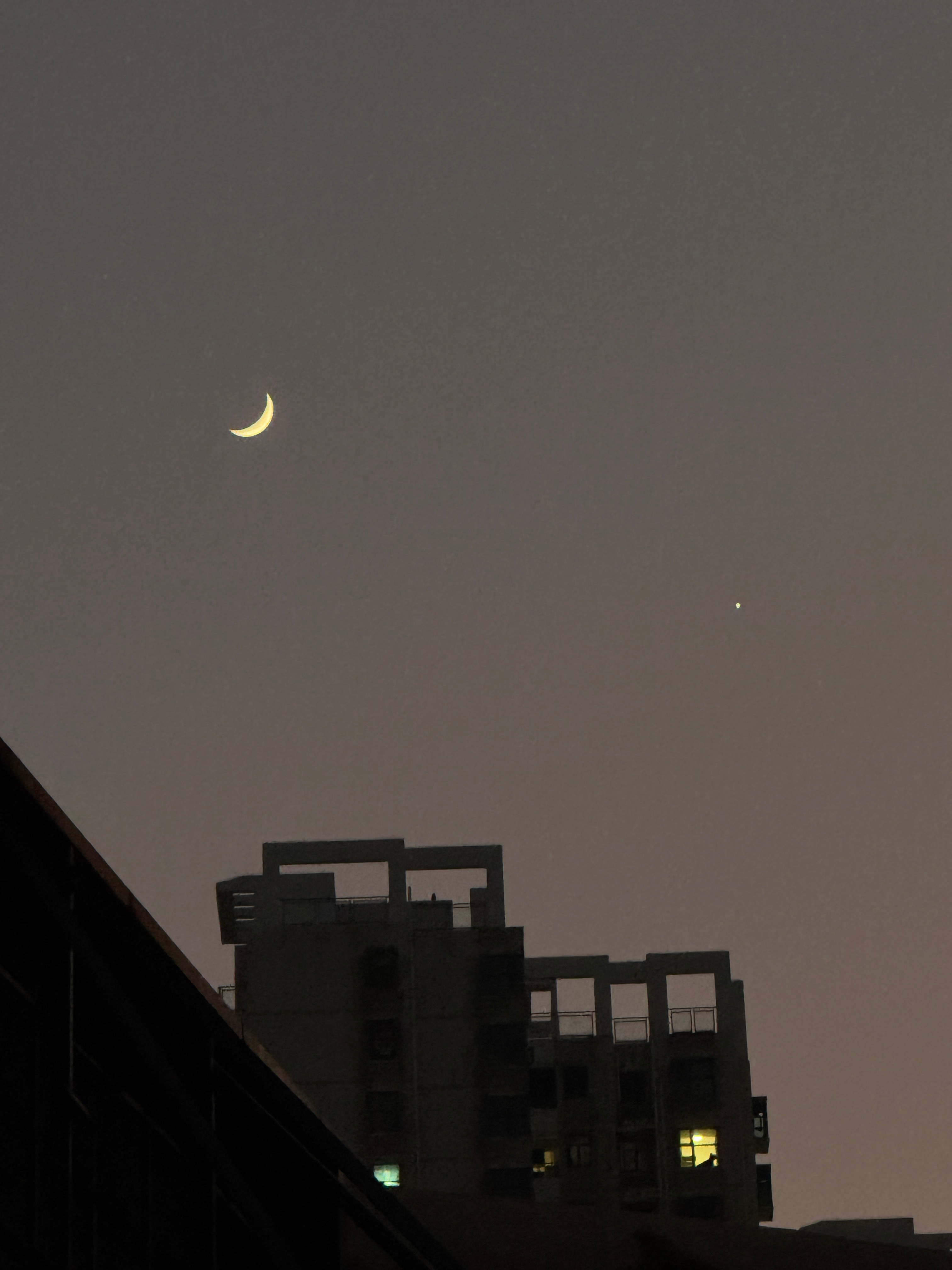 金星伴月⭐️🌙 