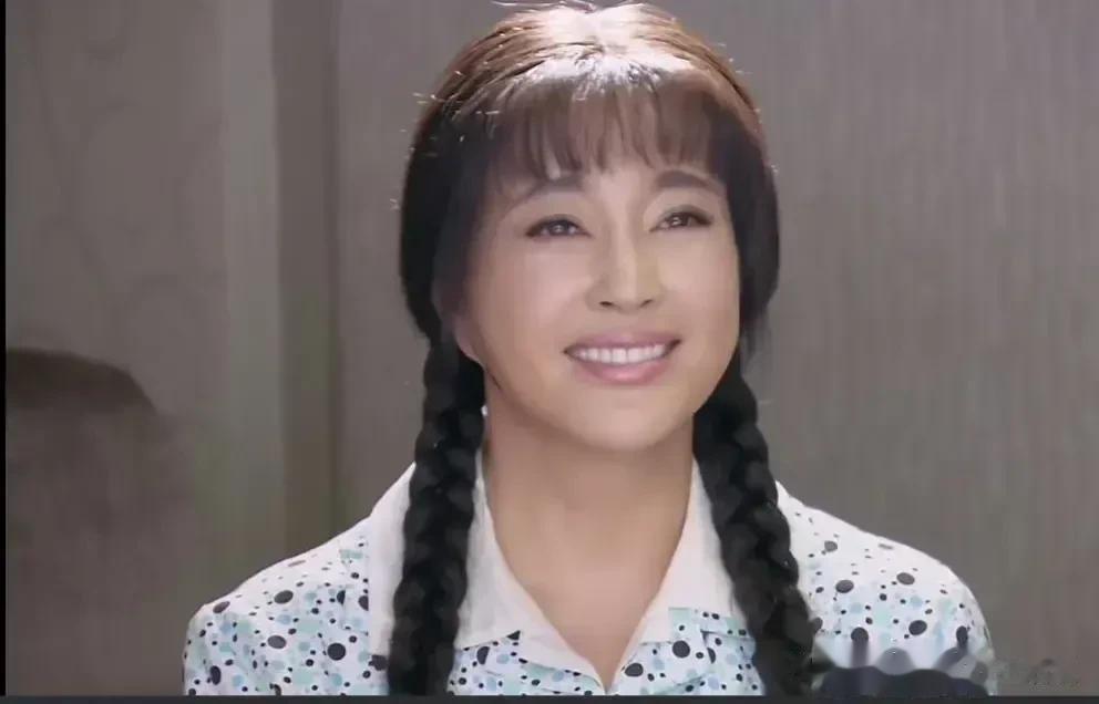 心里强大的不仅有演员本身，还有剧组的工作人员，以及对戏的演员。

想知道他们是怎