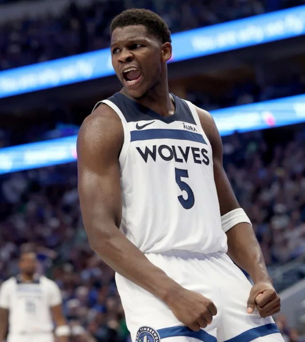 爱德华兹谈及为明尼苏达带来总冠军时表示：“别担心，我一定会做到的。我会火力全开，