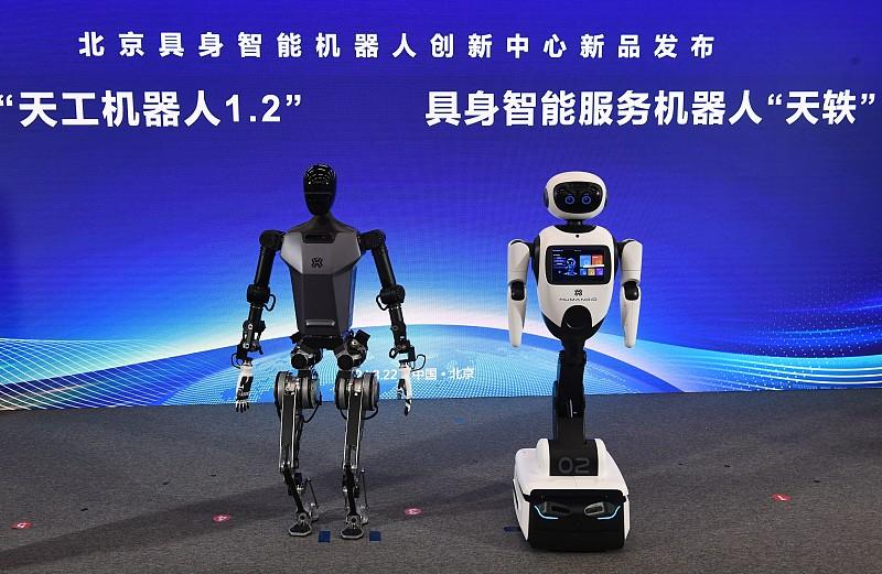 北京人形机器人创新中心能不能引领行业，其实从春晚那波亮相就能看出点苗头。
今年春