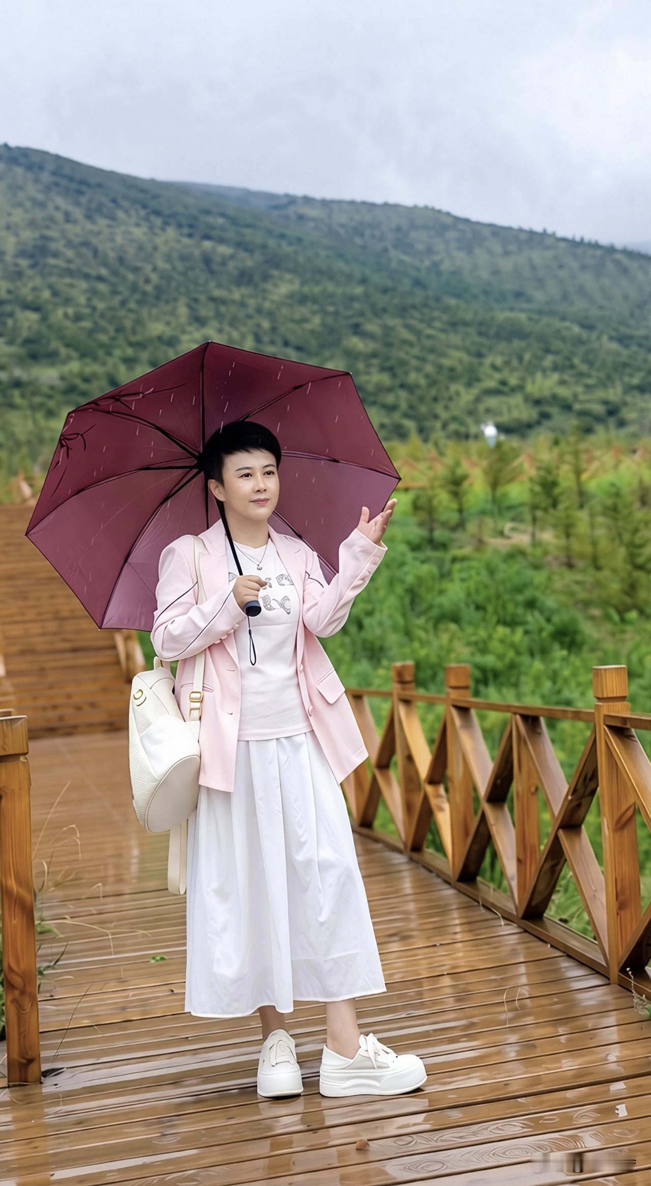 过奖啦🌹主要是风景出彩，借美景沾光，感谢您的夸赞！