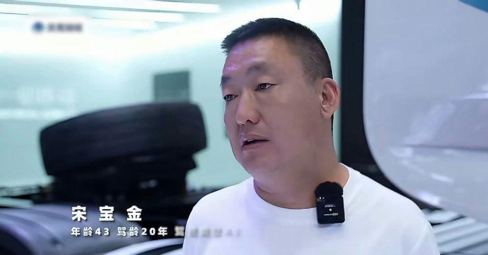让每一位卡车司机安全回家日夜驰骋长路，肩负生活与期盼。愿每位卡车师傅谨慎驾驶、劳