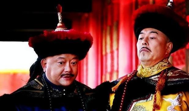 1799年，乾隆在死前告诉儿子嘉庆帝千万不要杀和珅，可嘉庆帝却不听，转头就把和珅