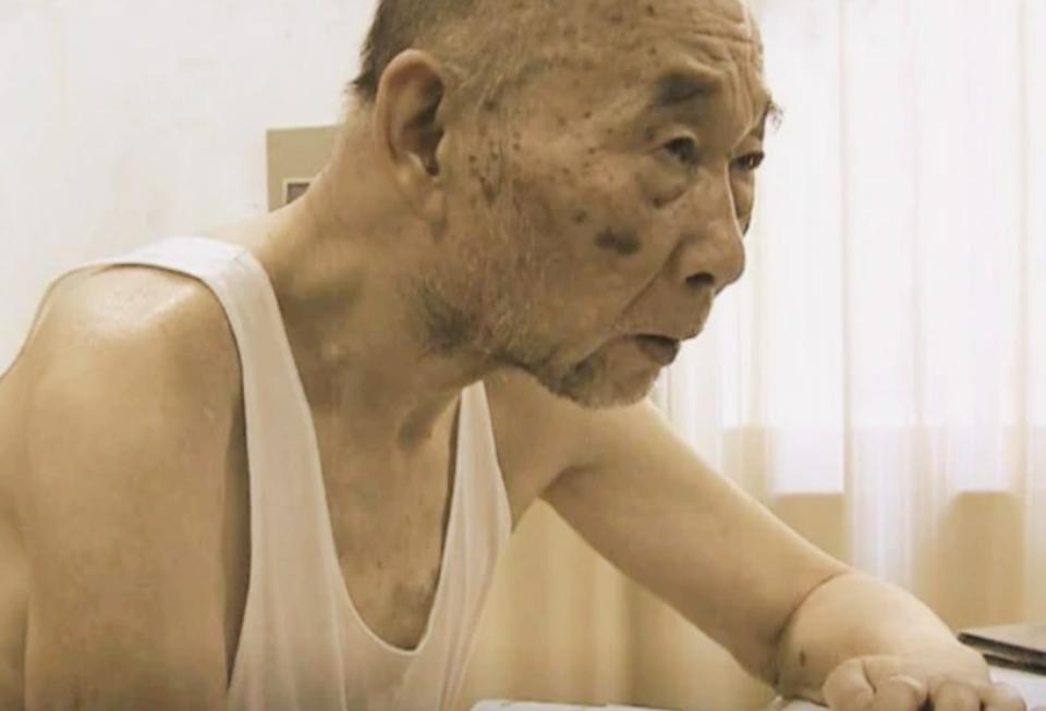 中国导弹为何如此精准？老人身穿背心，他正是这项伟大发明的关键人物。一年半的时间，