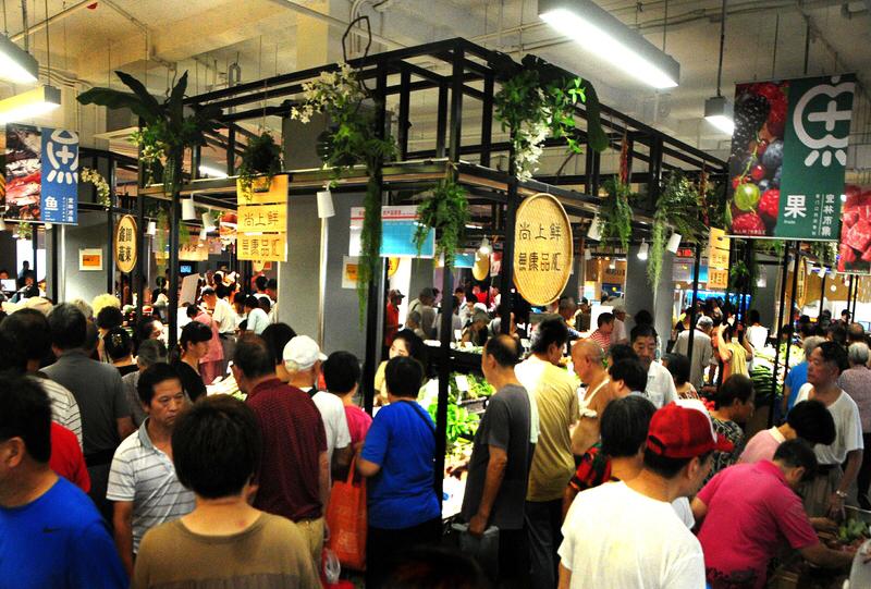 统一台湾对两岸经济的积极影响将是全方位、深层次且持久的。它将彻底打通两岸要素自由