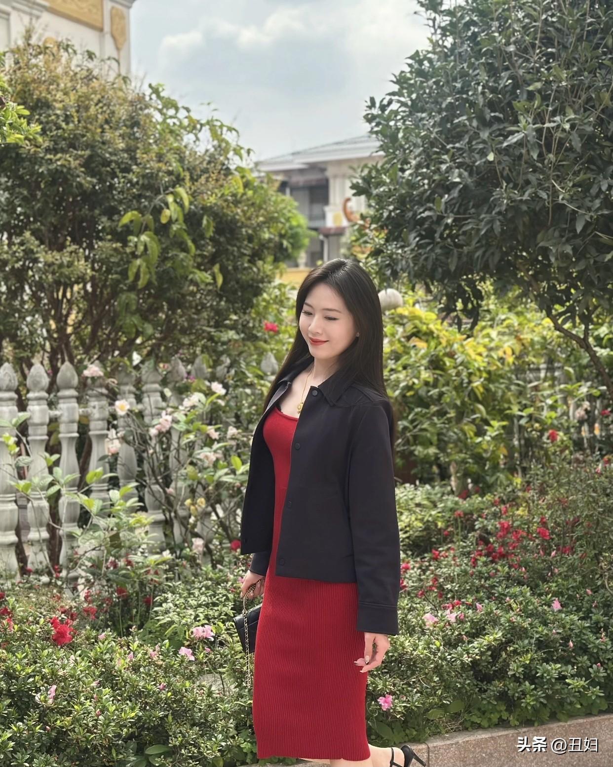 生活中，稳重的女人就像定海神针。比如职场上，遇到突发状况，她们不会慌乱，能冷静分