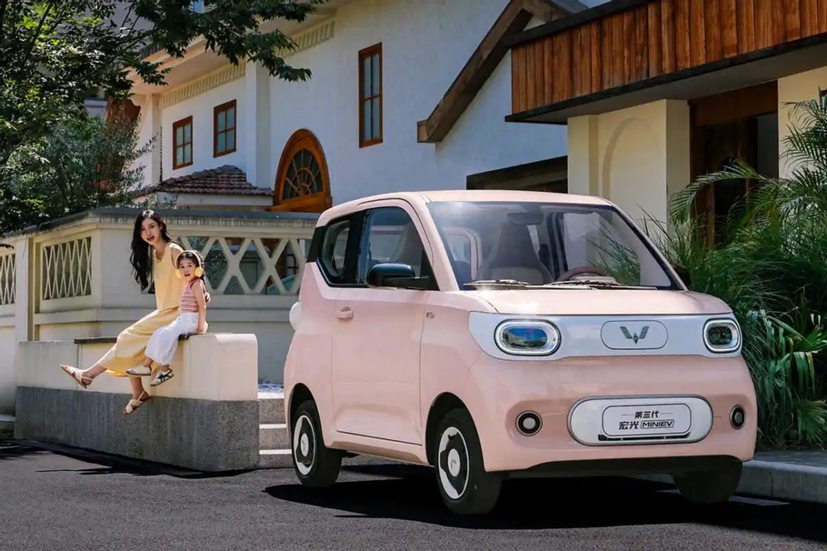 185万累计销量摆在那里，大家真的有理由拒绝宏光MINIEV吗？
在2025年，
