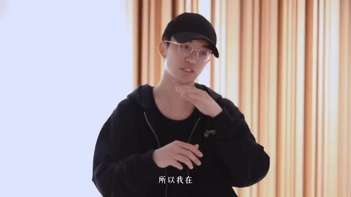 黄子弘凡人行干啥都行 创作走心，制作用心，演唱动心。黄子弘凡全方位诠释《青火》，