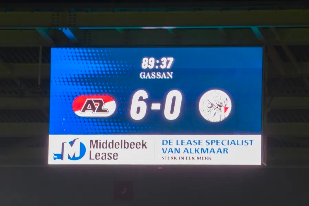 客场0-6惨败阿尔克马尔，阿贾克斯主帅宣布给远征球迷退钱今日凌晨结束的荷兰杯第三