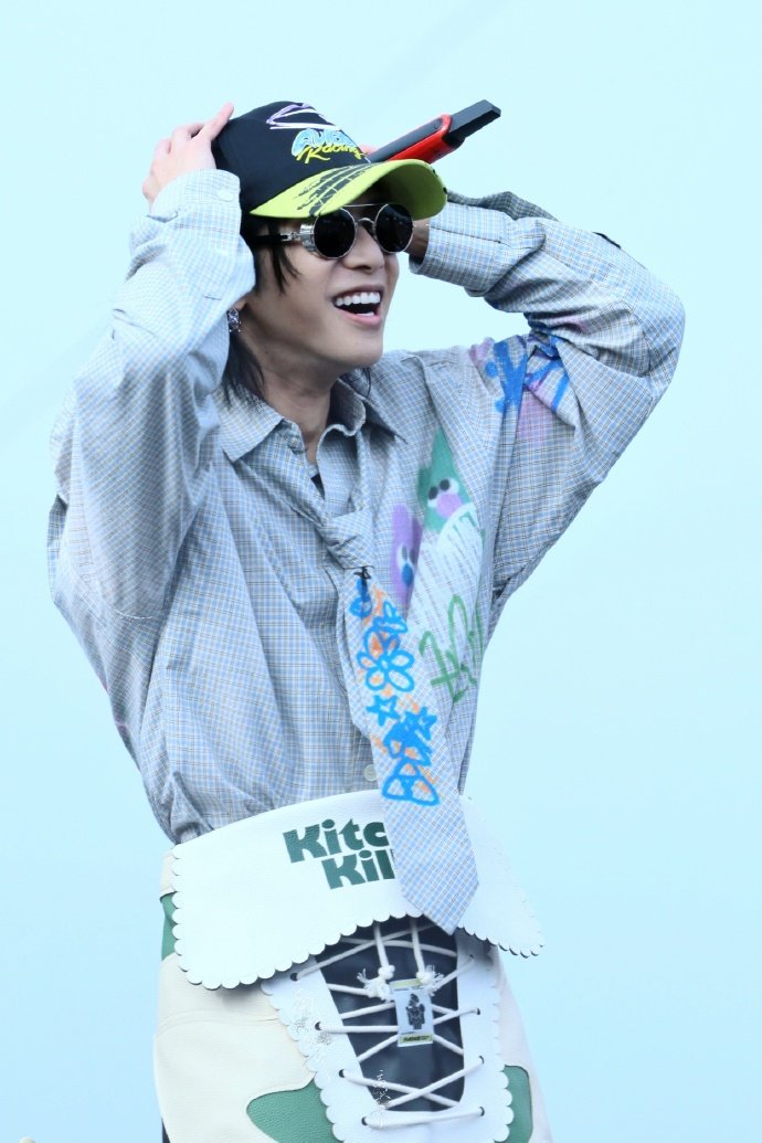 华晨宇 你想成为什么样的歌手花花当导师太靠谱了！不是空喊口号，是真的在帮选手找方