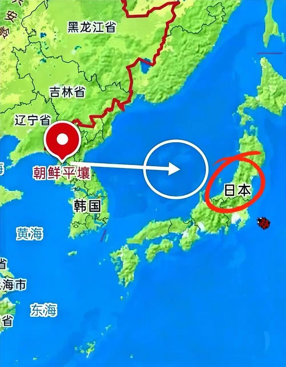 轰！轰！轰！连续发射！
谁也没想到，朝鲜突然在日本海一口气砸出10多枚导弹，瞬间