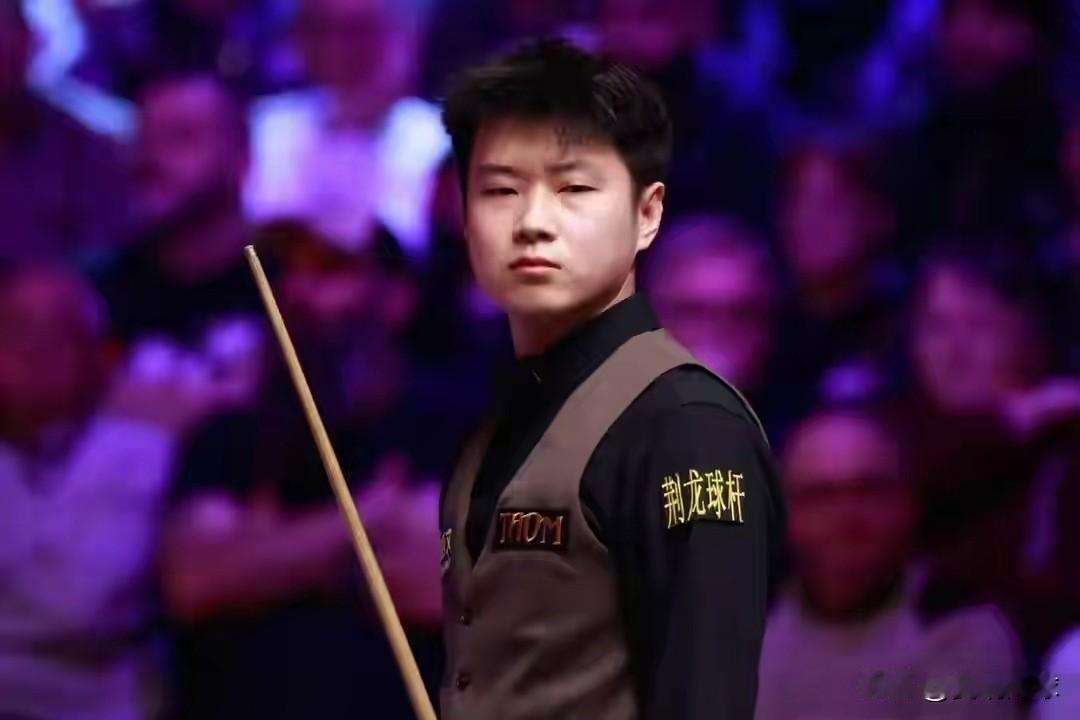 斯诺克武汉公开赛 1/4决赛
🇨🇳赵心童5:1战胜🇦🇺罗伯逊 晋级四强
