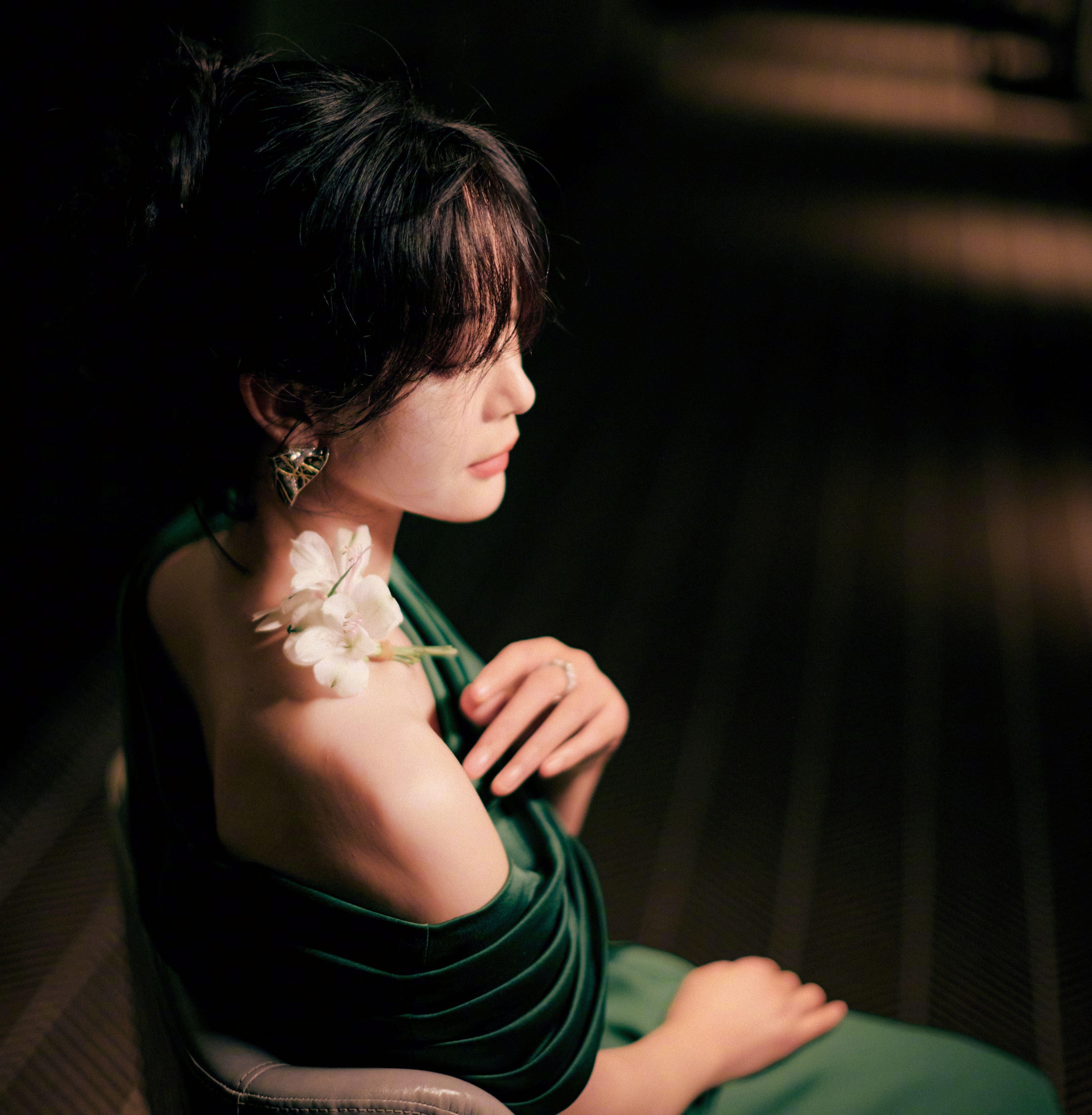 陈数 在复制粘贴的时代，你是手写的诗