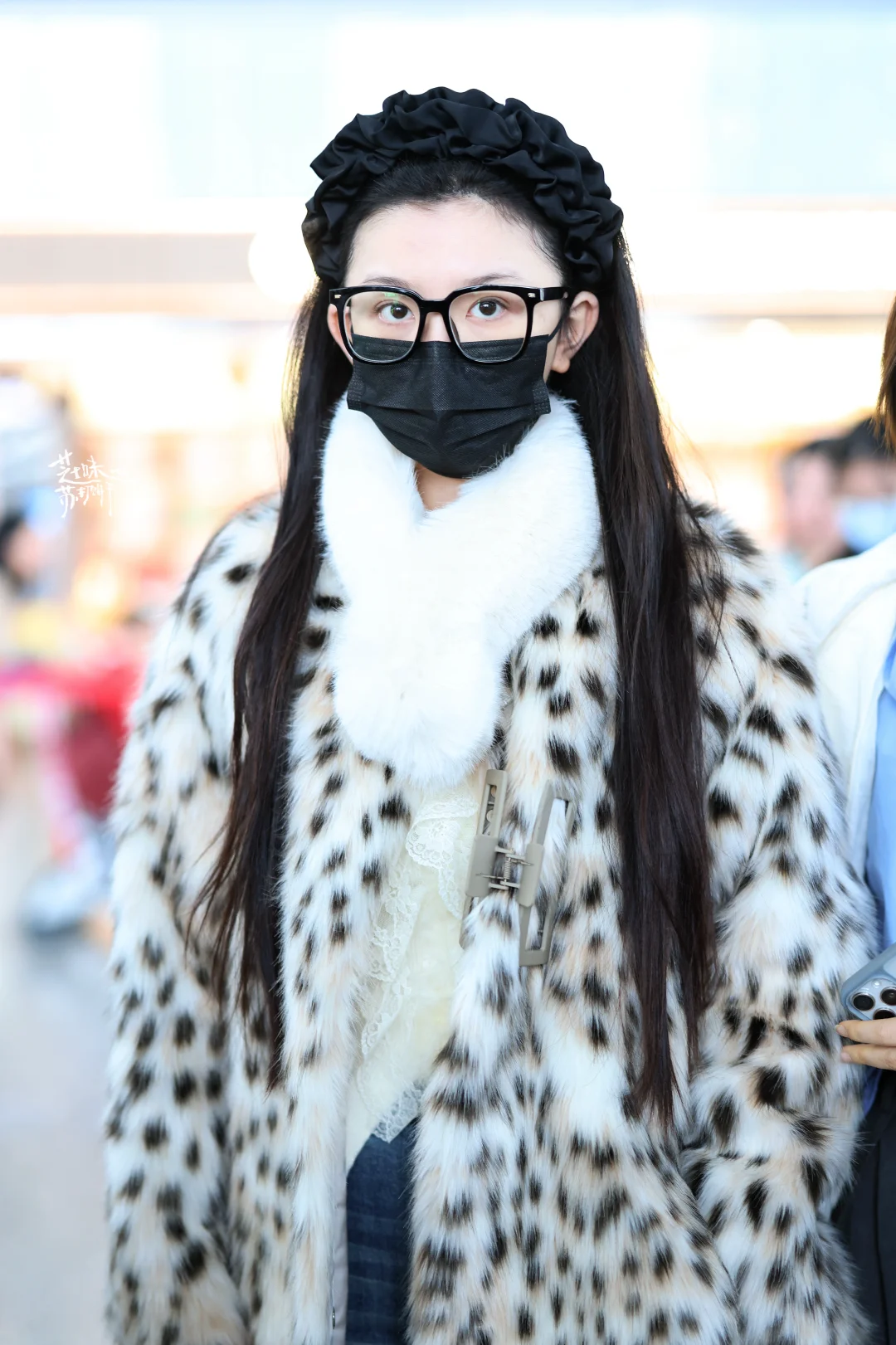 孔雪儿出发