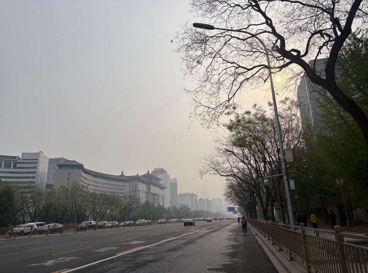 今天早晨的雾霾。流秋与北京空气生活手记  ​​​