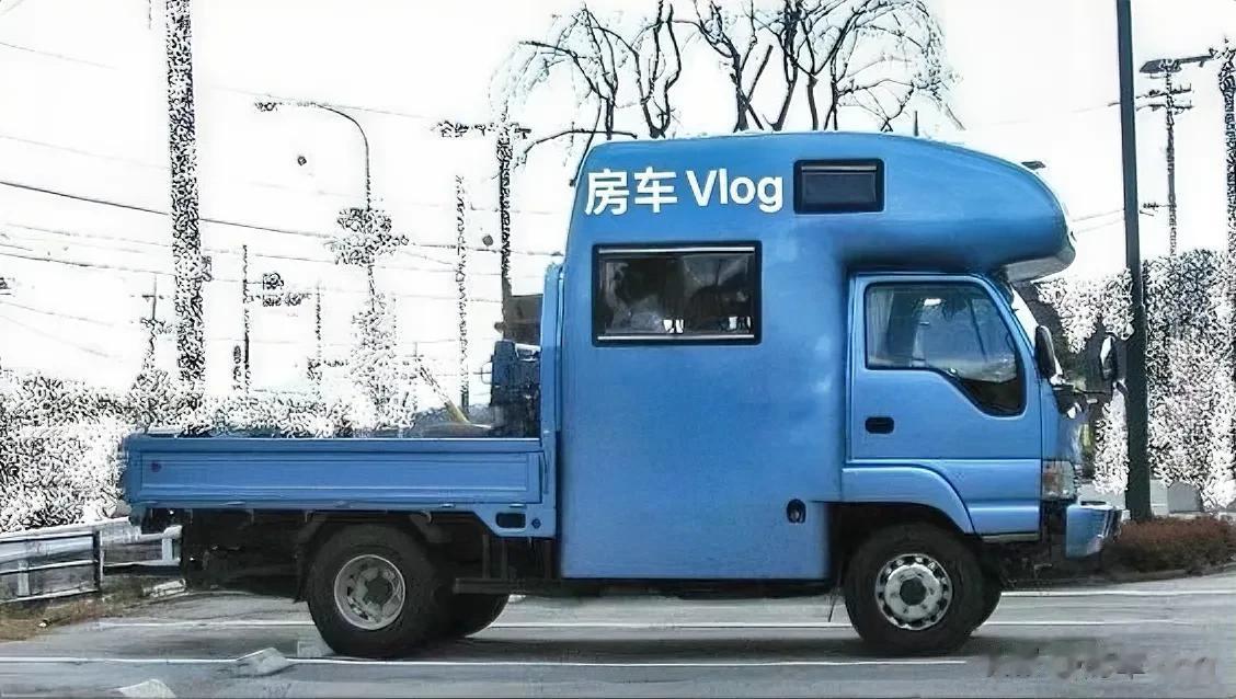 轻卡生活仓
是我一直努力的方向
让卡友能够更舒适出行
轻卡也可以是一种生活方式

