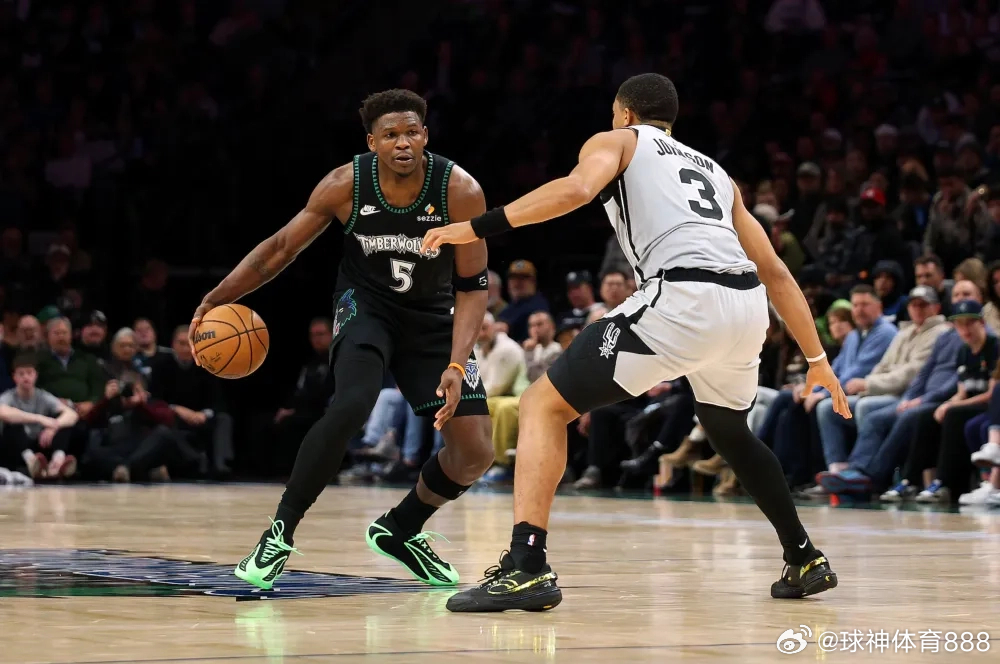 马刺vs森林狼（上午8点）双方都是背靠背出战，这也是爱德华兹和文班亚马的状元对决
