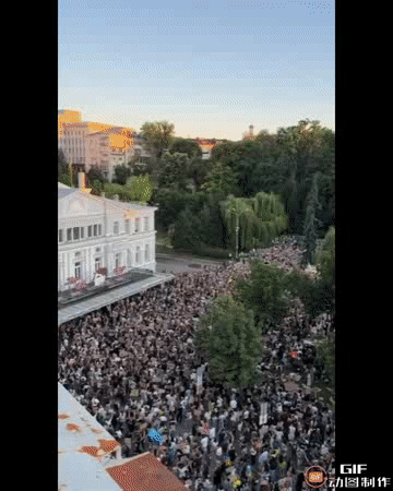 乌克兰各地的抗议活动持续进行，以支持米哈伊洛·费多罗夫，并呼吁总司令奥列克桑德·