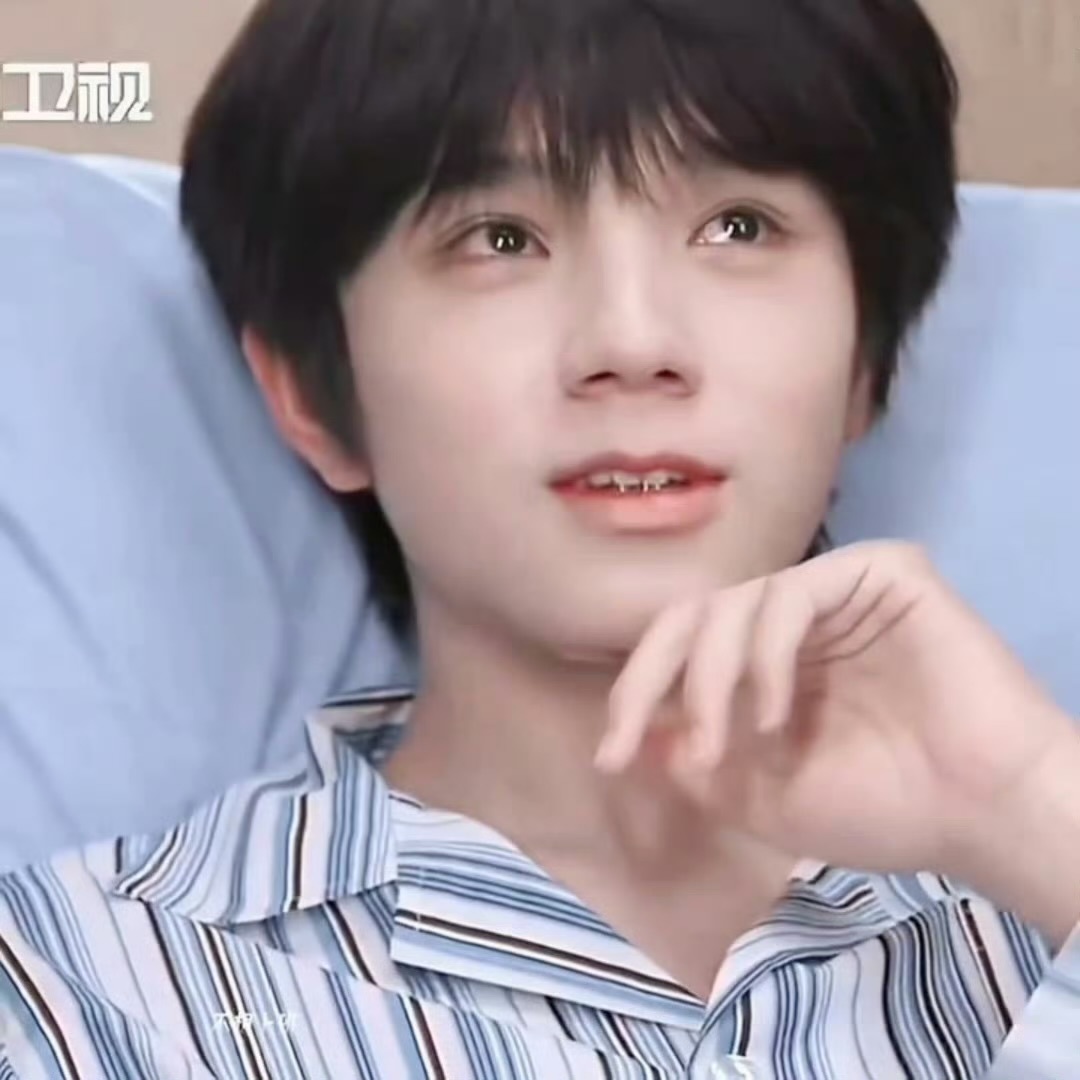 王橹杰哭戏王橹杰在今日开播的《我们的少年时代2》中领衔主演，角色因心脏病被迫告别