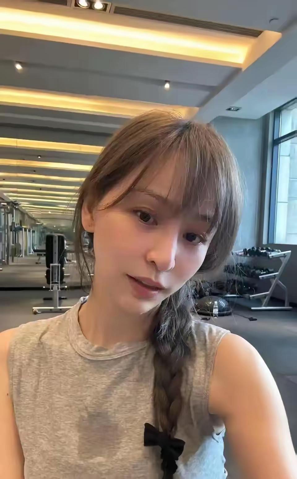 王心凌一点也看不出44岁了，看上去才像30来岁