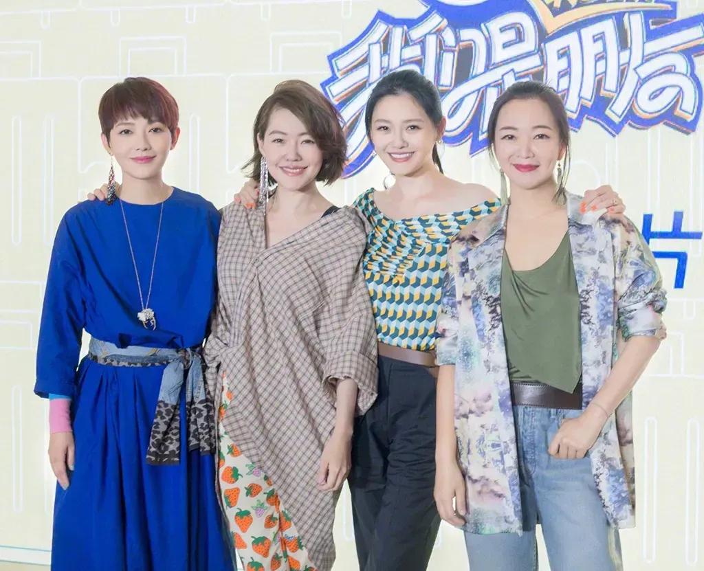 阿雅太刚太硬气。

毕竟她和大小S的关系不一般。
大小S 被污蔑“吸D”以后，阿