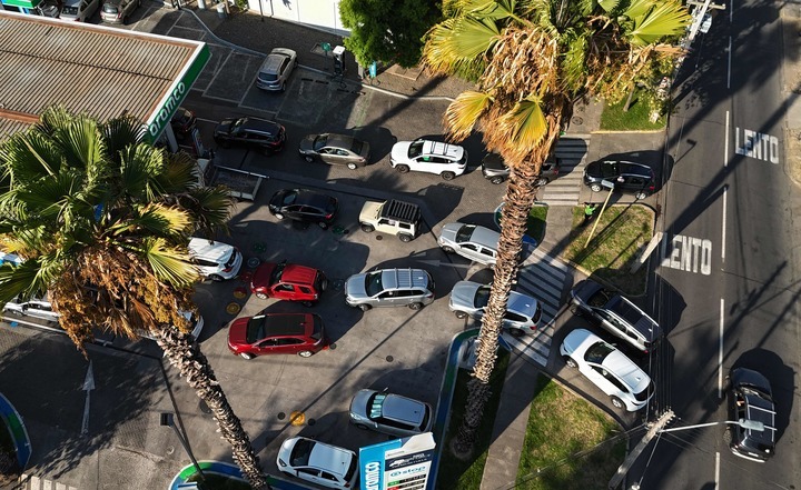 【#美以伊战事进入扼喉时代#】我们已经进入“扼喉”时代，参与方无论规模大小，都在