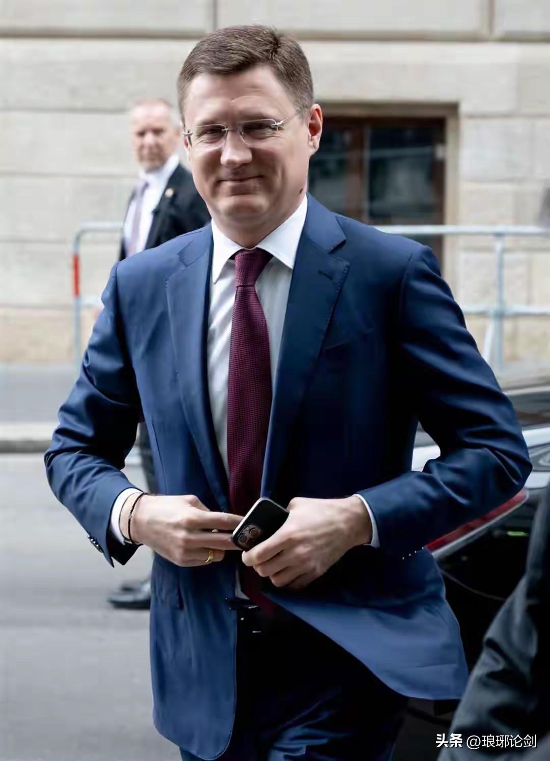 中东战火正酣，俄突然承诺对华增供石油！信号不简单

美伊打得正凶，俄罗斯一句话，