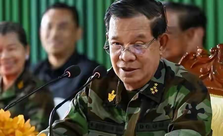 洪森玩砸了！佩通坦断水断电断通讯，阿努廷拒谈判，他骑虎难下了