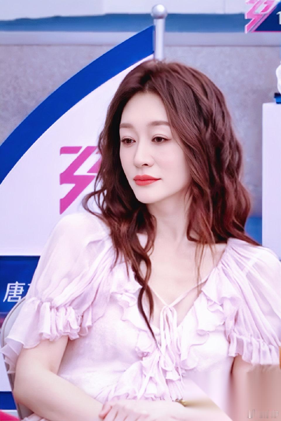 乘风公布个人排名 关注的不是曾沛慈终于得了第一 而是李小冉脱口而出的那句话“沛慈