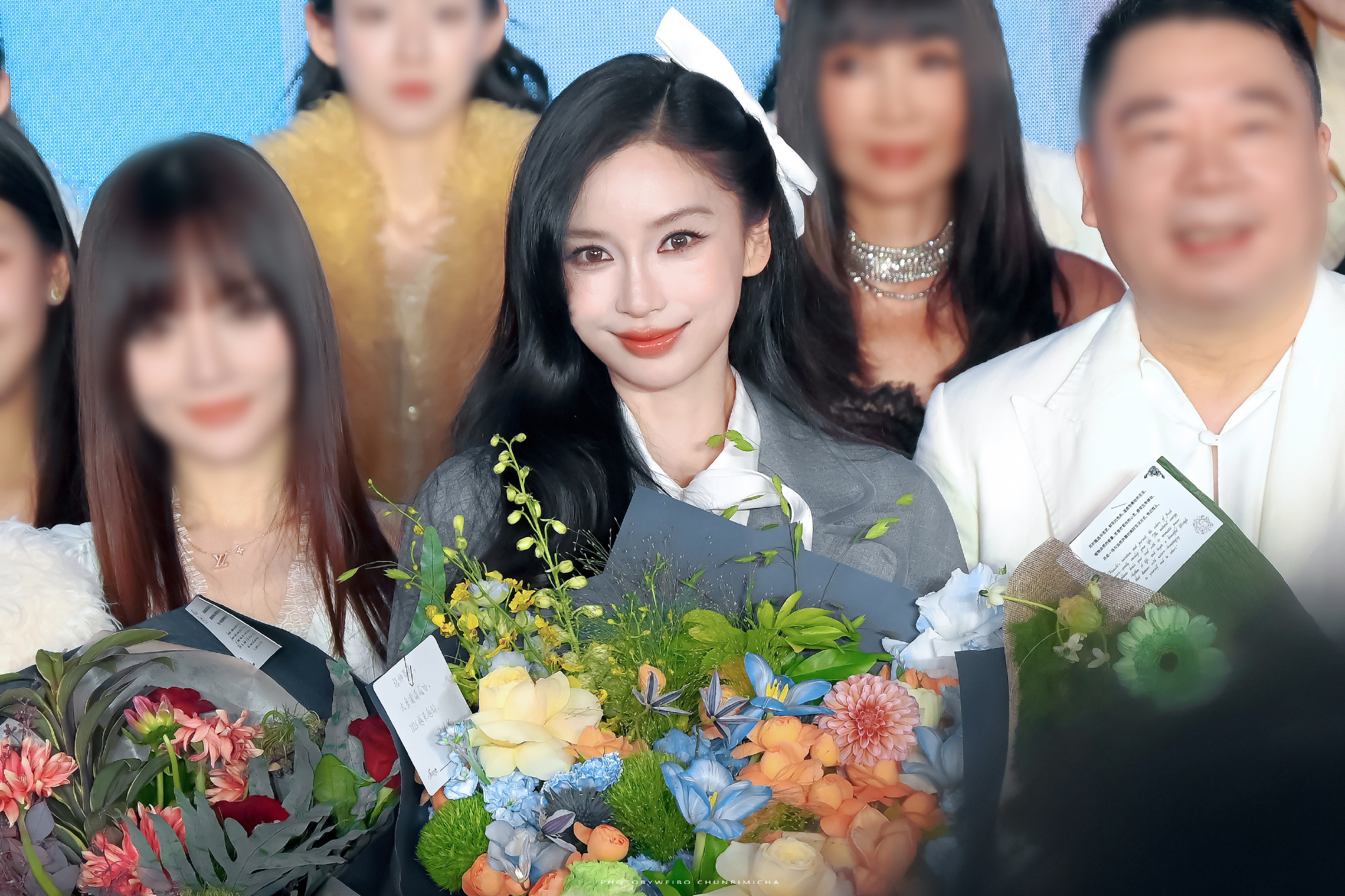 angelababy angelababy “追随光 我对你的爱意永远热烈真诚”