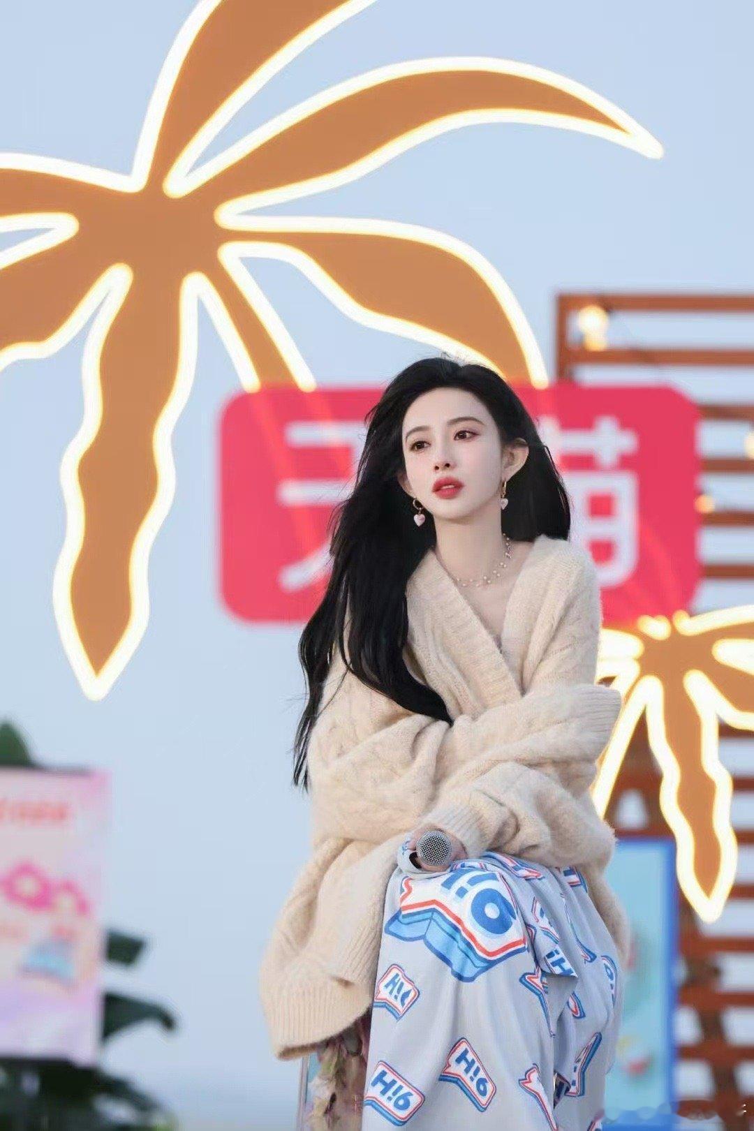 孟子义你好星期六开店 孟子义在好六街开店啦，这简直是综艺爱好者的福利！想想她之前