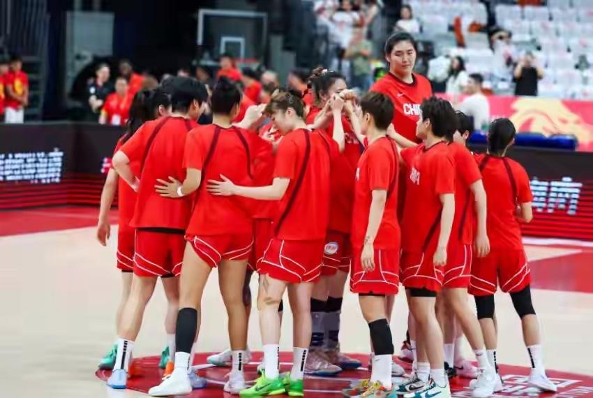 麻烦大了，中国女篮惨败尼日利亚，再收三大坏消息，直接打回原形

昨天晚上中国女篮