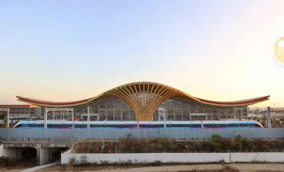 通俗讲：外国航空公司飞长途，中途在咱们国家机场落地，不仅可以加油歇脚，还可以单独