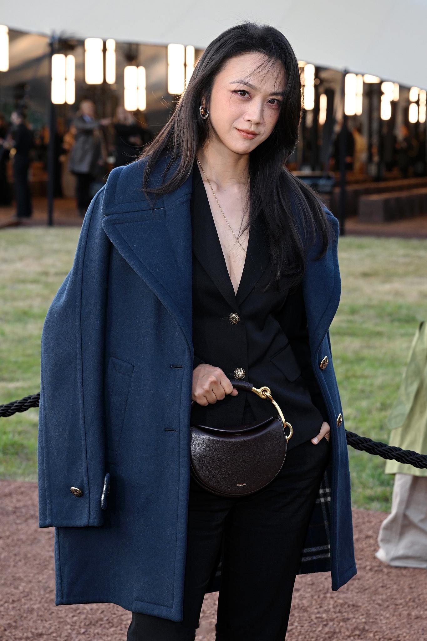 汤唯吴磊张婧仪生图汤唯吴磊张婧仪时装周生图 第一浪没见过这么权威的生图！ ​​​