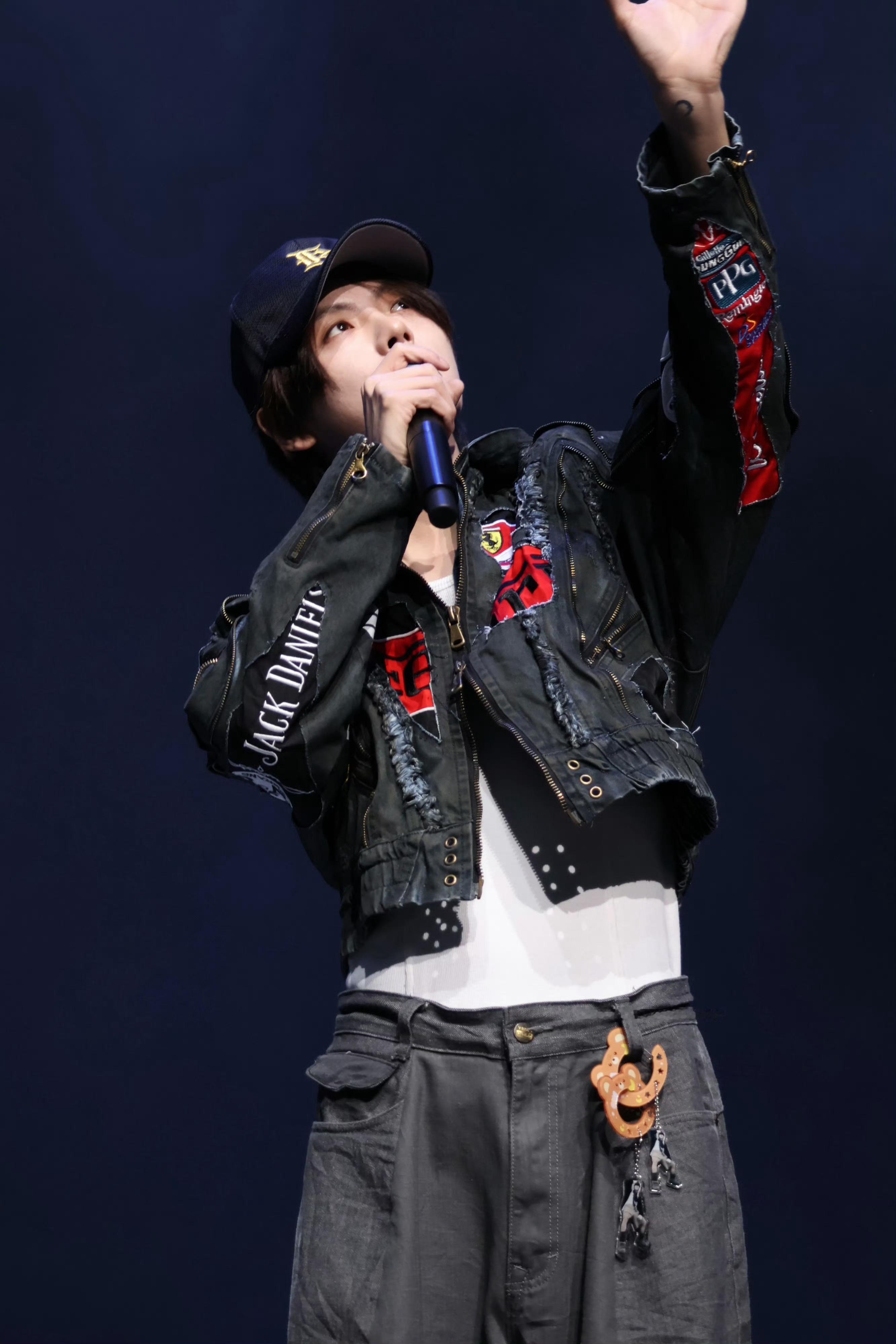 早上好哇！过了腊八就是年，记得喝腊八粥哦~