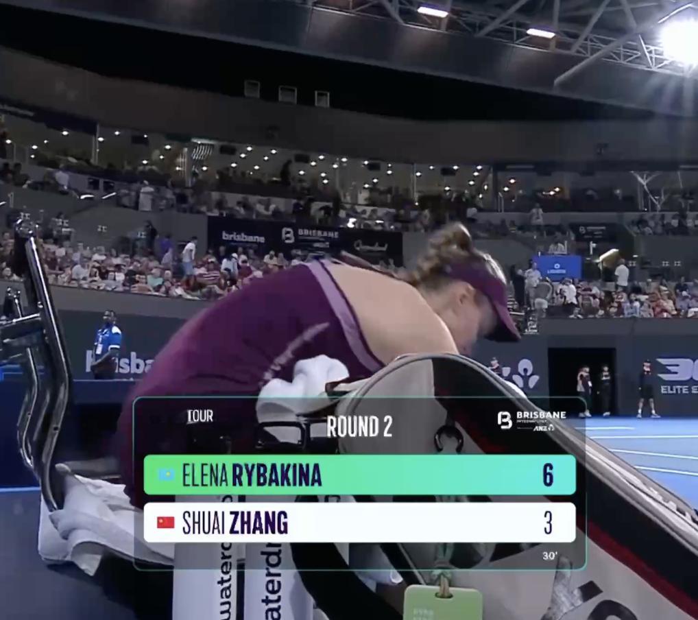 张帅vs莱巴金娜 莱巴金娜首盘6-3张帅。 