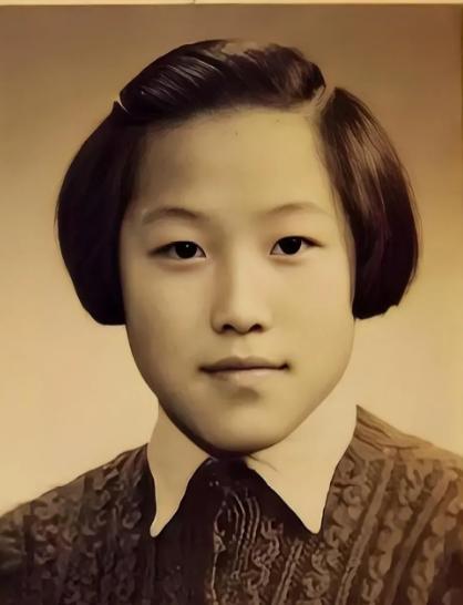 1971 年，陕西一名独居老汉贪图省事省钱，娶了一位比自己小十岁、还坐过牢的女大