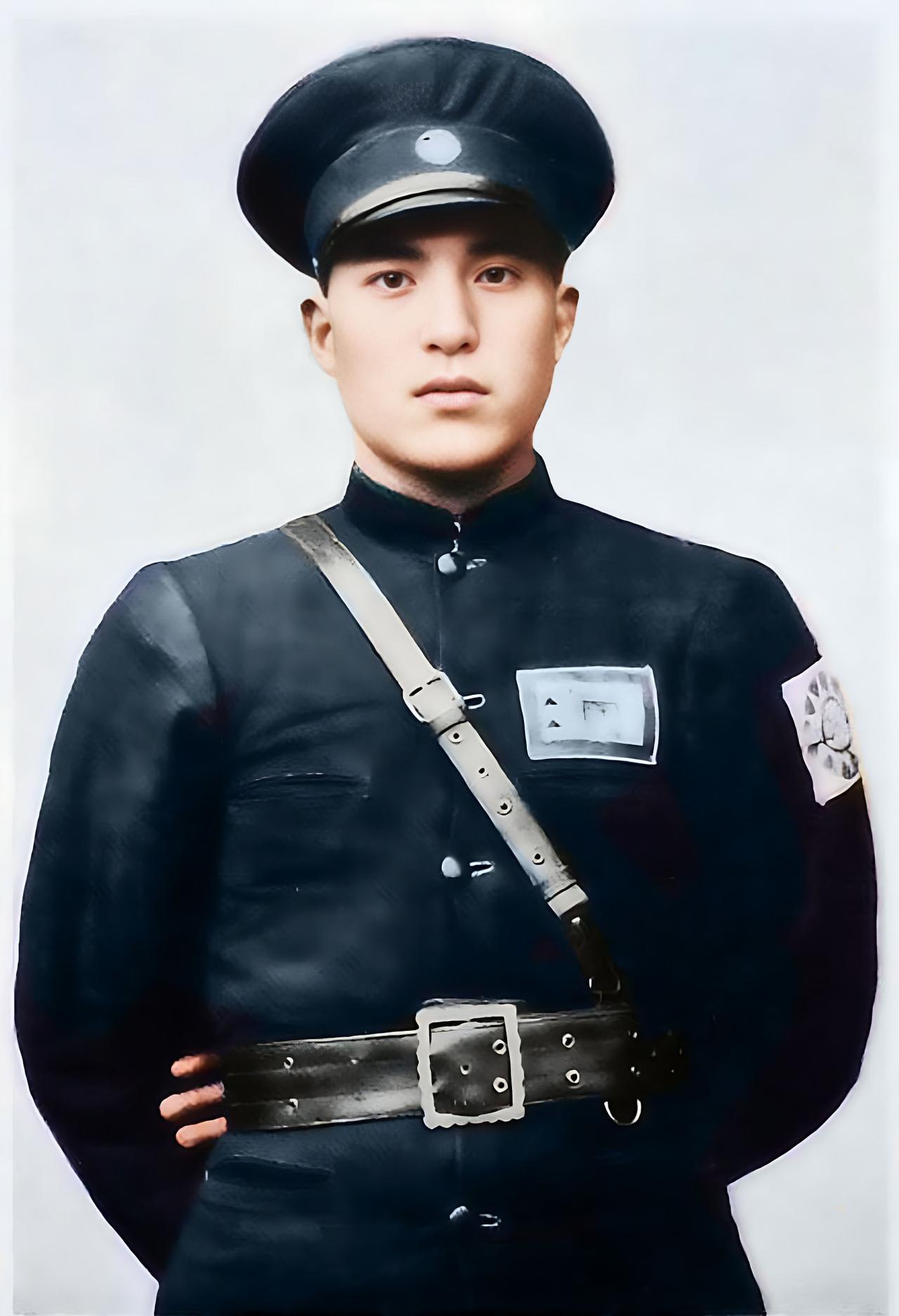 1930年，自封为“河西保安总司令”的马仲英派人送信给马谦驻山丹的骑兵团长马文祥
