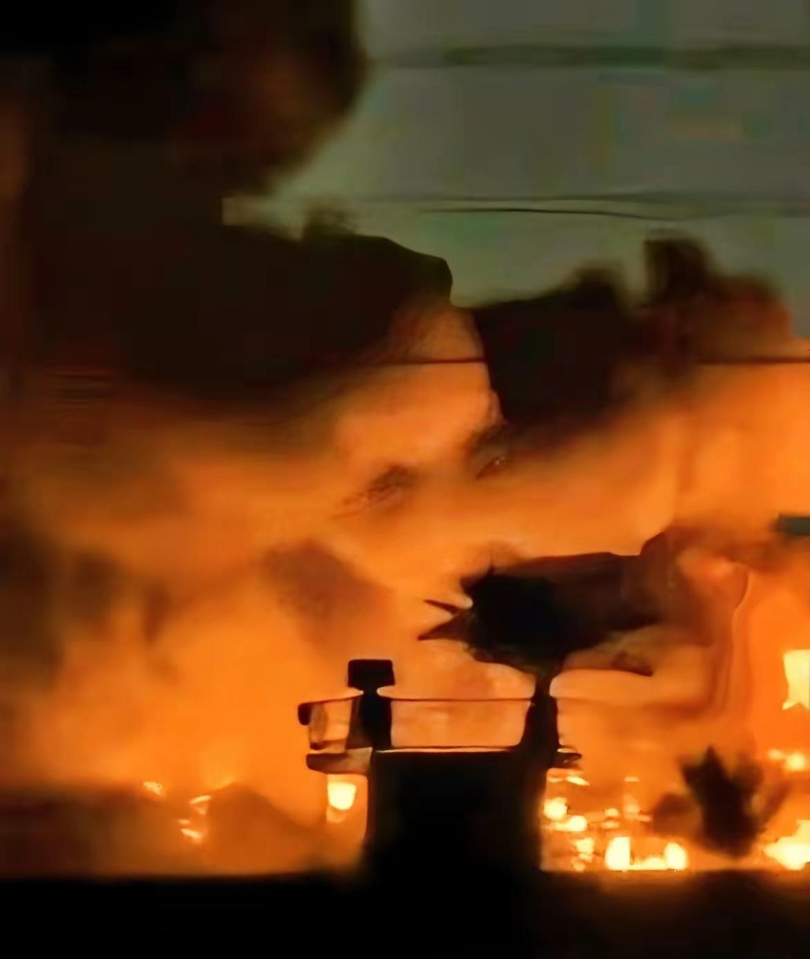 这回老美可是真的被打蒙圈了，连还手都没地儿找人去！
3月21号大半夜的，巴格达机