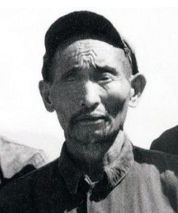 1952年，解放军在大凉山抓到一个独眼土匪，岂料经过一番审讯后，军区首长大惊失色