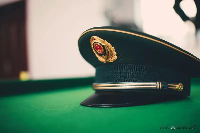 2026年3月1日起全军要统一制发《预备役人员证》，这消息一出来就在战友群炸锅了