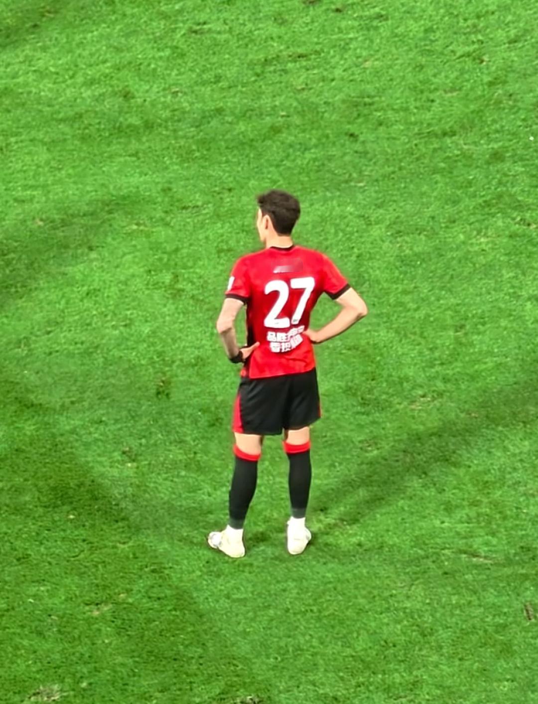 拜合拉木在昨天成都蓉城主场比赛上表现真的可以，那一粒进球充分展现了拜合拉木的风格