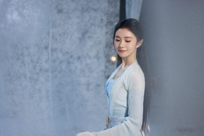 刘浩存什么时候原谅仙侠剧刘浩存什么时候原谅仙侠剧，蓝衣古装美成啥了刘浩存蓝衣古装