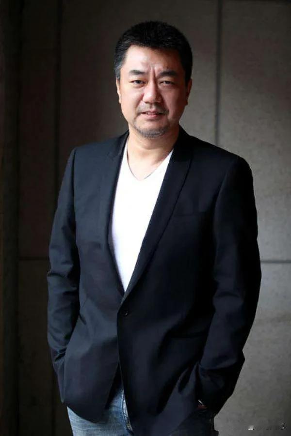 著名影视演员，投资人，企业家，董勇说：我现在特别想去办一件事情，就是有哪个单位要