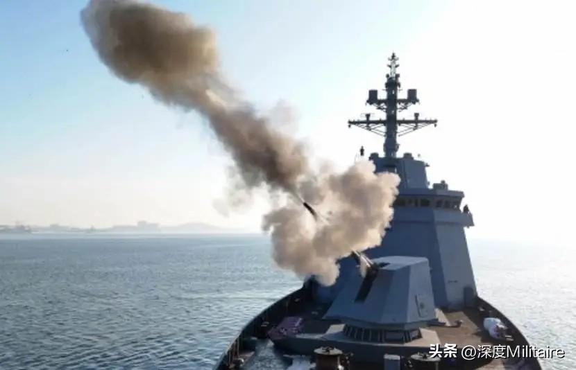 2025年4月28日“崔贤”号首次进行武器试验时，其主炮被称为“127毫米舰上自