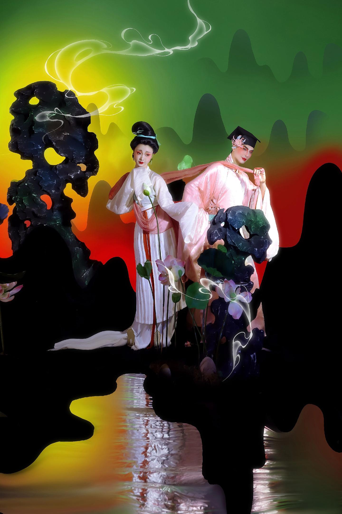 据传在那深山里有两只修成人形的妖精……