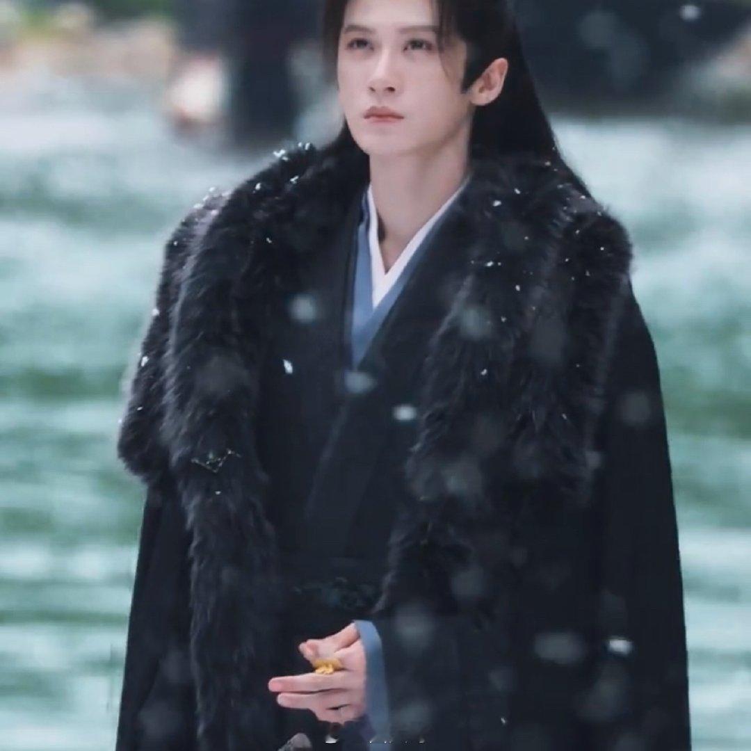 檀健次何不同舟渡飘雪路透 檀健次新剧雪景氛围感 啊啊啊啊啊檀健次在电视剧《何不同
