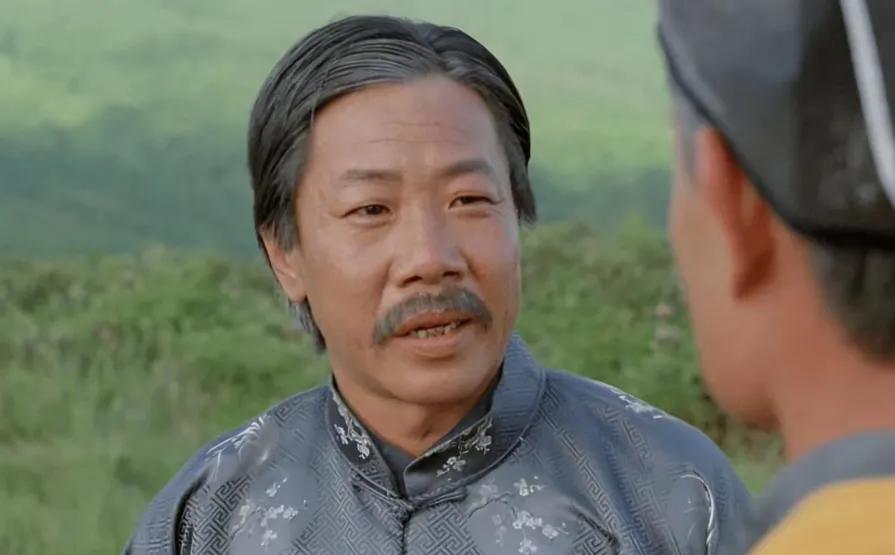 原来他已经去世！晚年过得很是凄凉
他的名字叫黄虾，年少时拜师洪拳名家学艺，凭借不