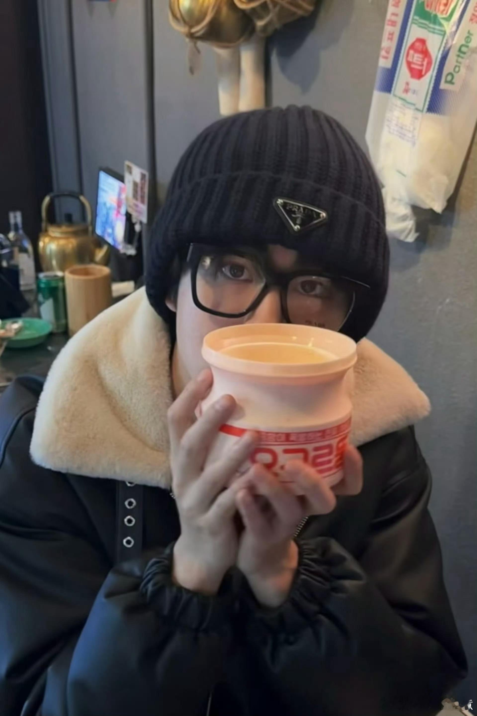 田嘉瑞田嘉瑞燃霜为昼🧿田嘉瑞🧿田嘉瑞冷文笙白昼"我曾在人山人海的星光里为你嘶